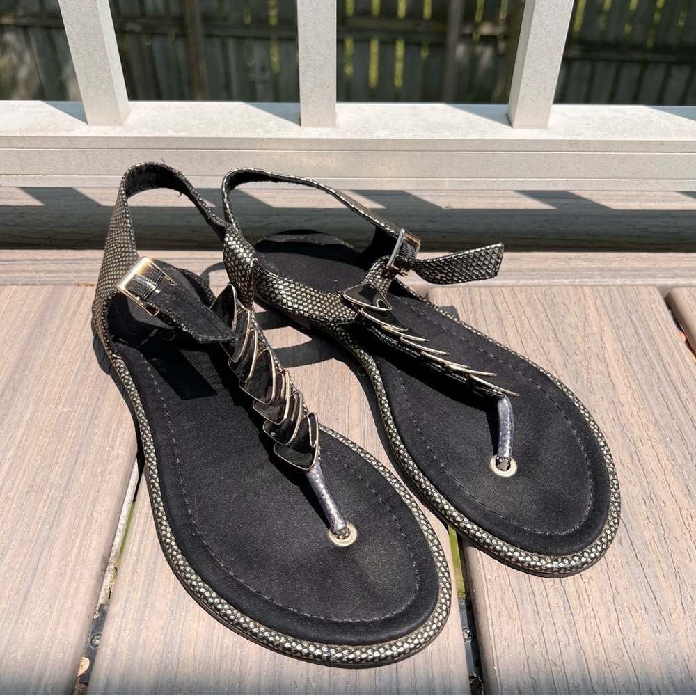 Aldo Elegant Black and Gold Sandals